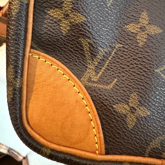 Louis Vuitton Monogram Messenger Bag in Brown and Tan - Picture 8 of 11